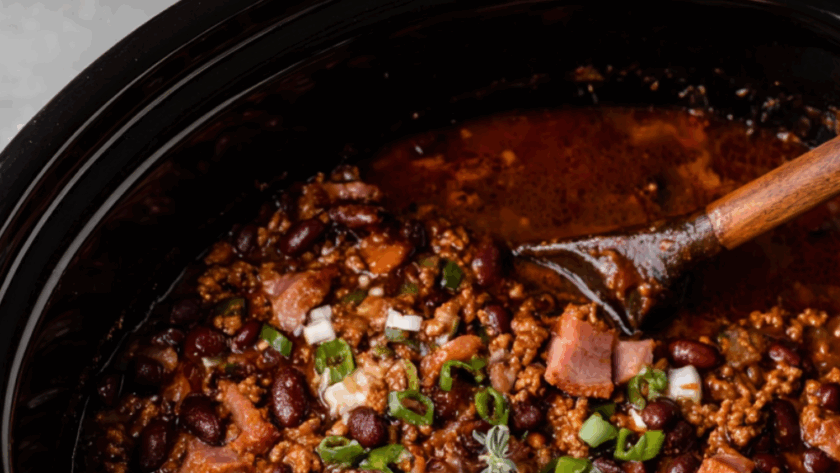 Crock Pot Baked Beans With Ground Beef