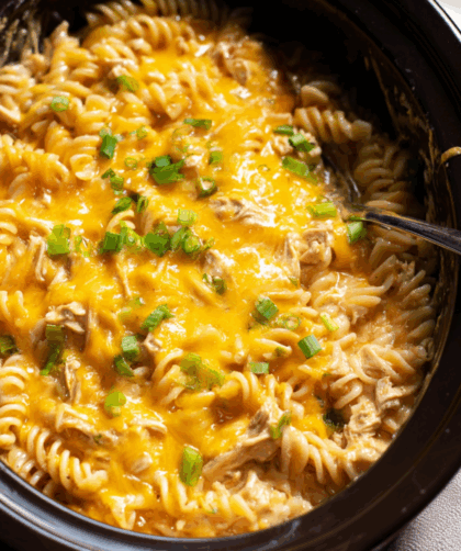 Crock Pot Chicken Enchilada Pasta