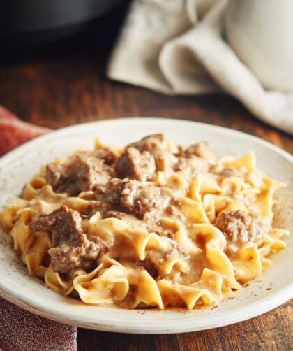Crock Pot Ground Beef Stroganoff