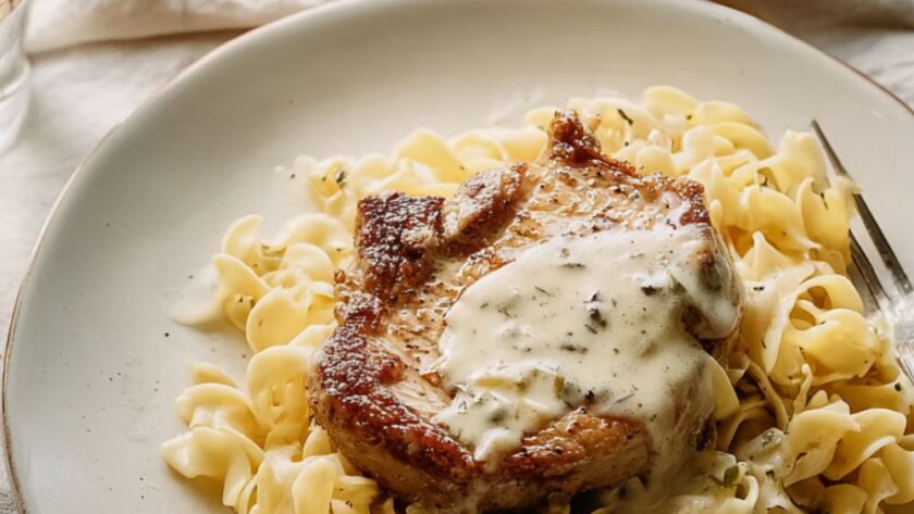 Crock Pot Sour Cream Pork Chops