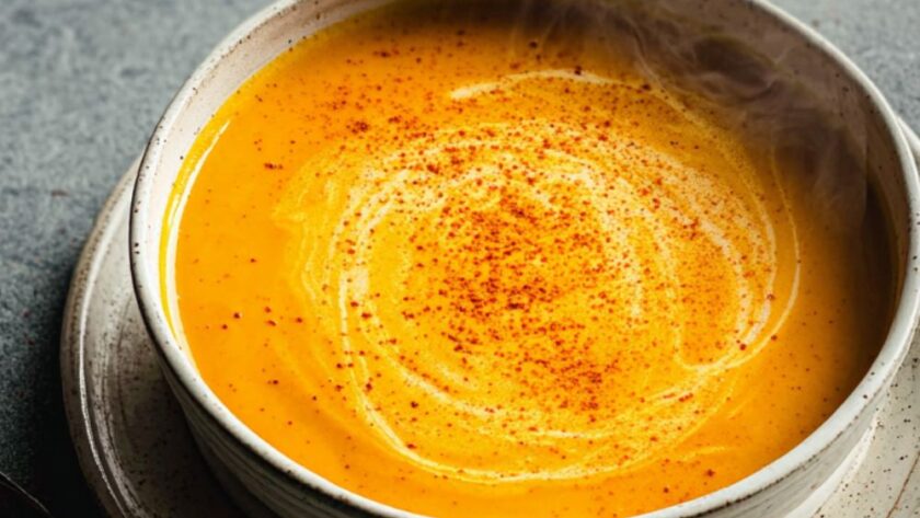 Crock Pot Carrot Ginger Soup