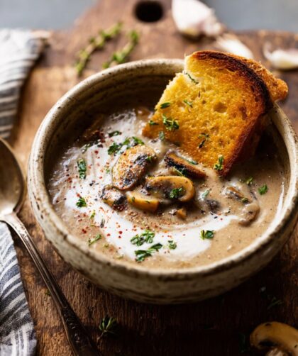 Crock Pot Hungarian Mushroom Soup