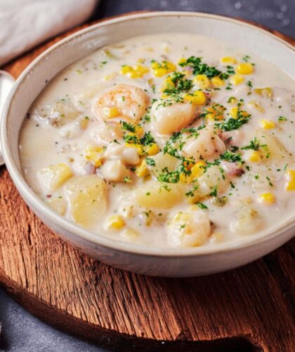 Crock Pot Seafood Chowder