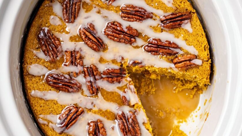 Crock Pot Pumpkin Cake