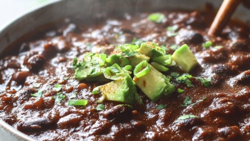 Crock Pot Vegan Black Bean Soup